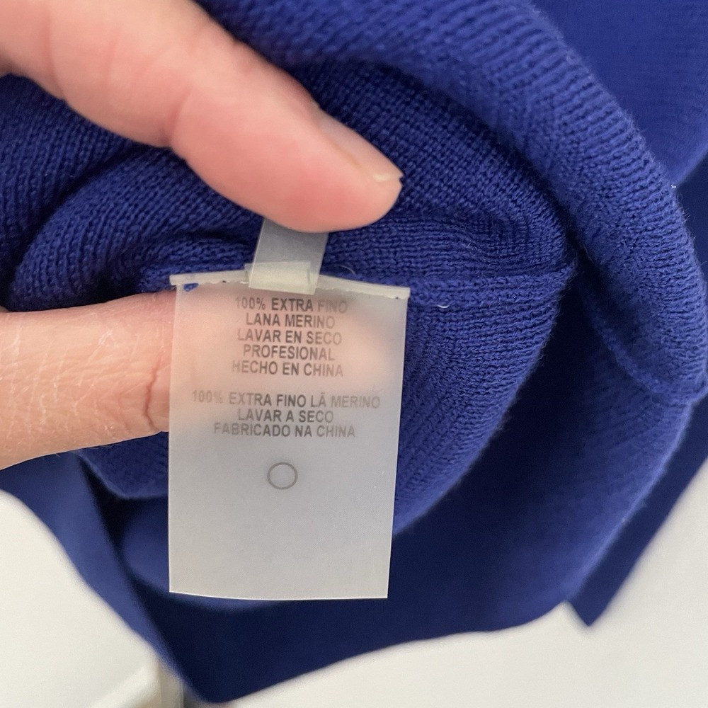 Elie Tahari Blue Cold Shoulder Merino Wool Sweater Top Women's M - Picture 5 of 6